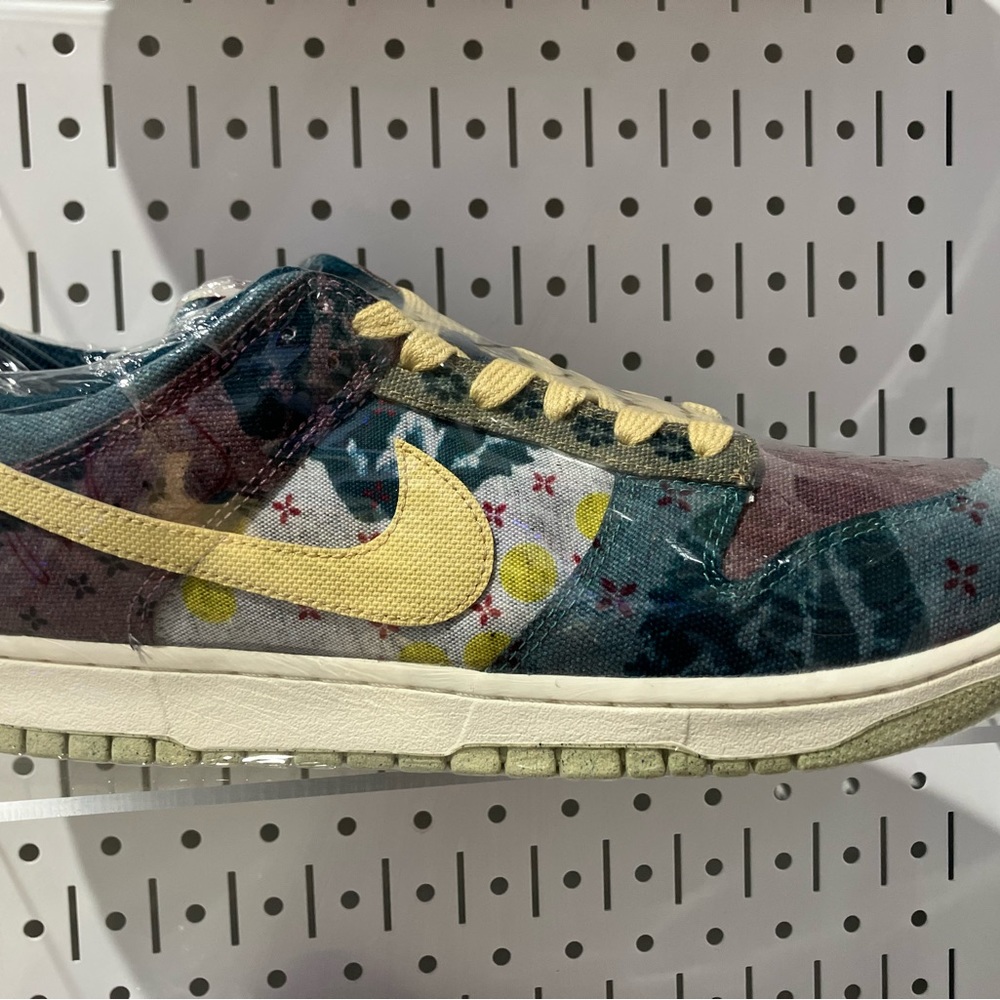 Nike dunk low community garden